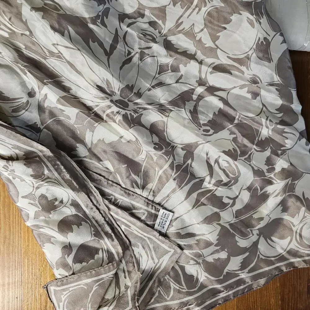Set of 3 Lightweight Scarves in Neutral Tones